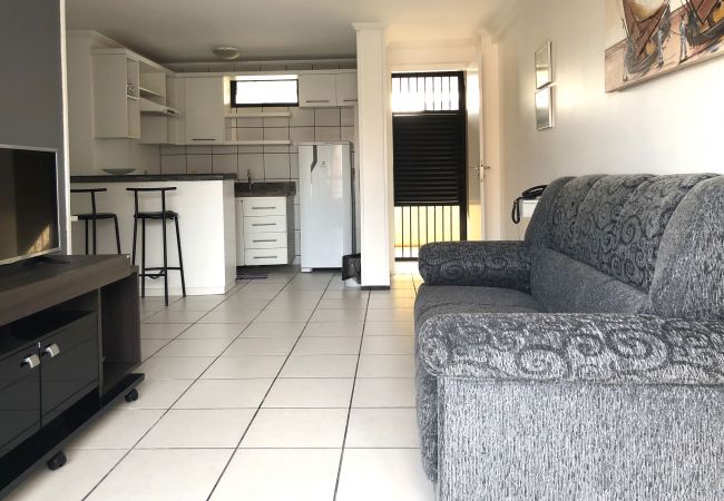 Apartamento en Fortaleza - Porto de Iracema - Apartamento con 2 habitaciones - con balcón lateral Apartamento en Fortaleza - Porto de Iracema - Apartamento con 2 habitaciones - con balcón lateral